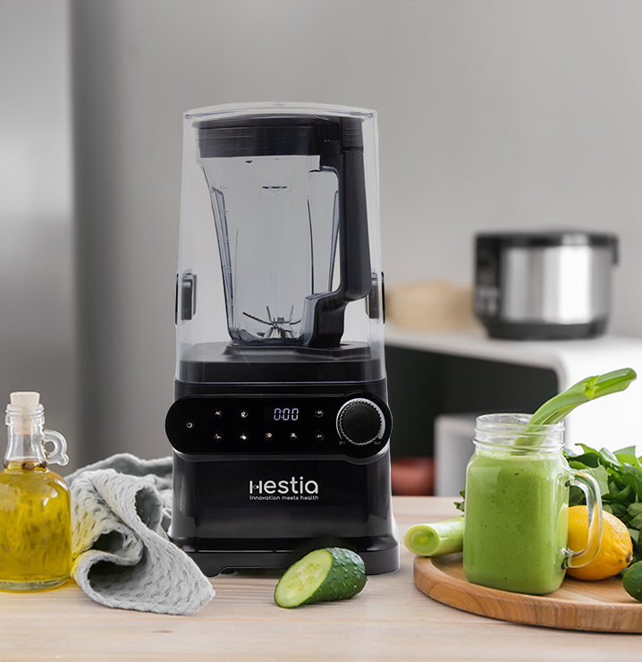 A Blender to Effortlessly Make Smoothies, Soups, Purees and More!, Food &  Nutrition